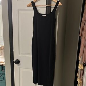 Elegant Black Sleeveless Dress